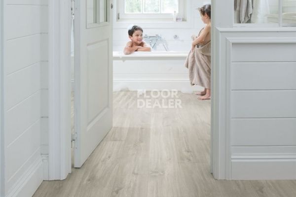 Плитка ПВХ Quick Step Vinyl Small Planks AVSP AVSP40030    Дуб каньон серый пилёный фото 3 | FLOORDEALER